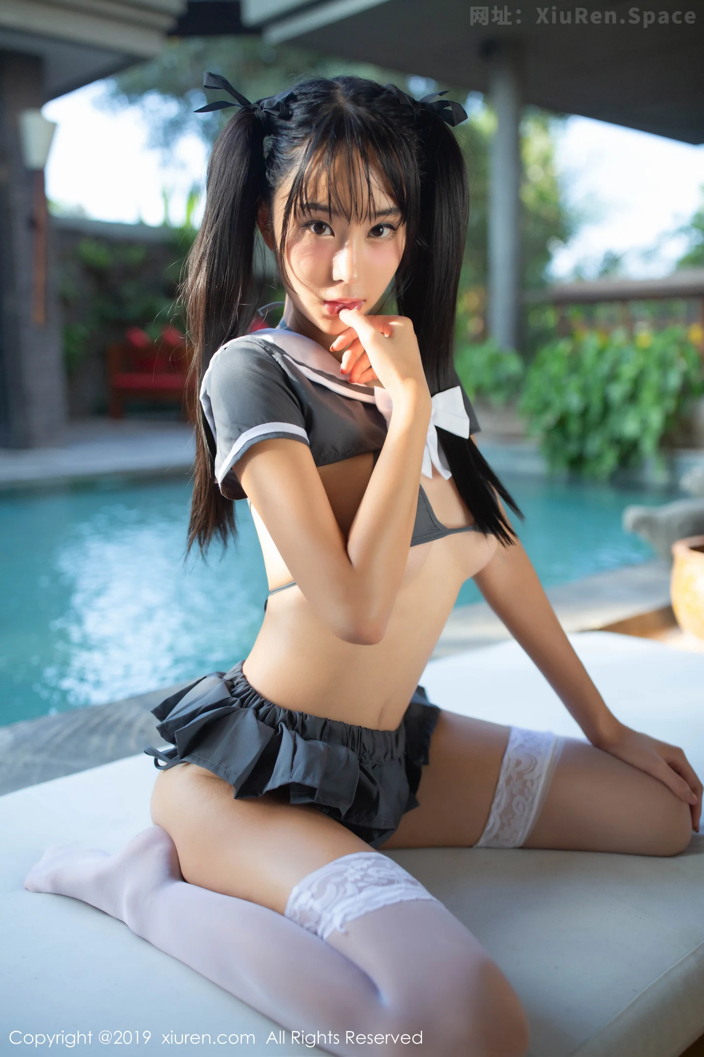 图片[2]-[XiuRen秀人网]VOL.1604 嫩模蓝夏Akasha巴厘岛旅拍性感内衣配白丝袜半脱露美乳诱惑写真61P-秀人网官方网站